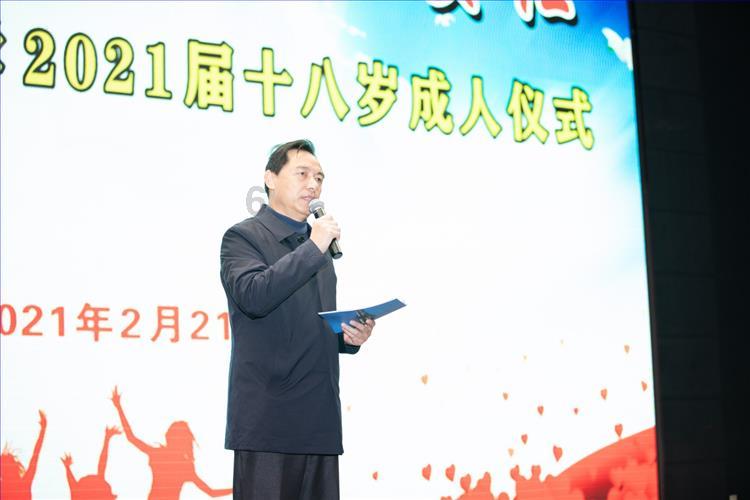 找到了!勇救落水者的热心工人